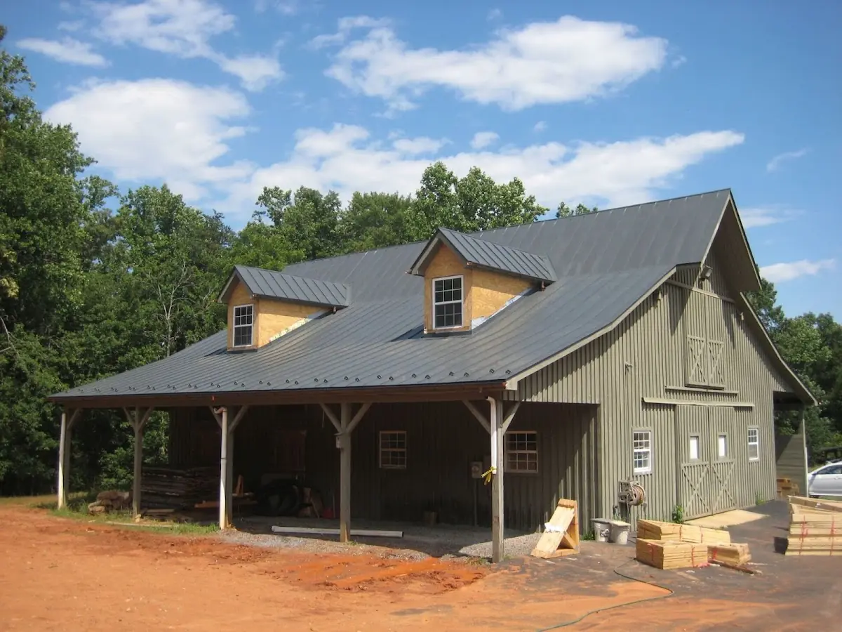 Expert Metal Roof Repair workmanship in Lake Lanier Vista